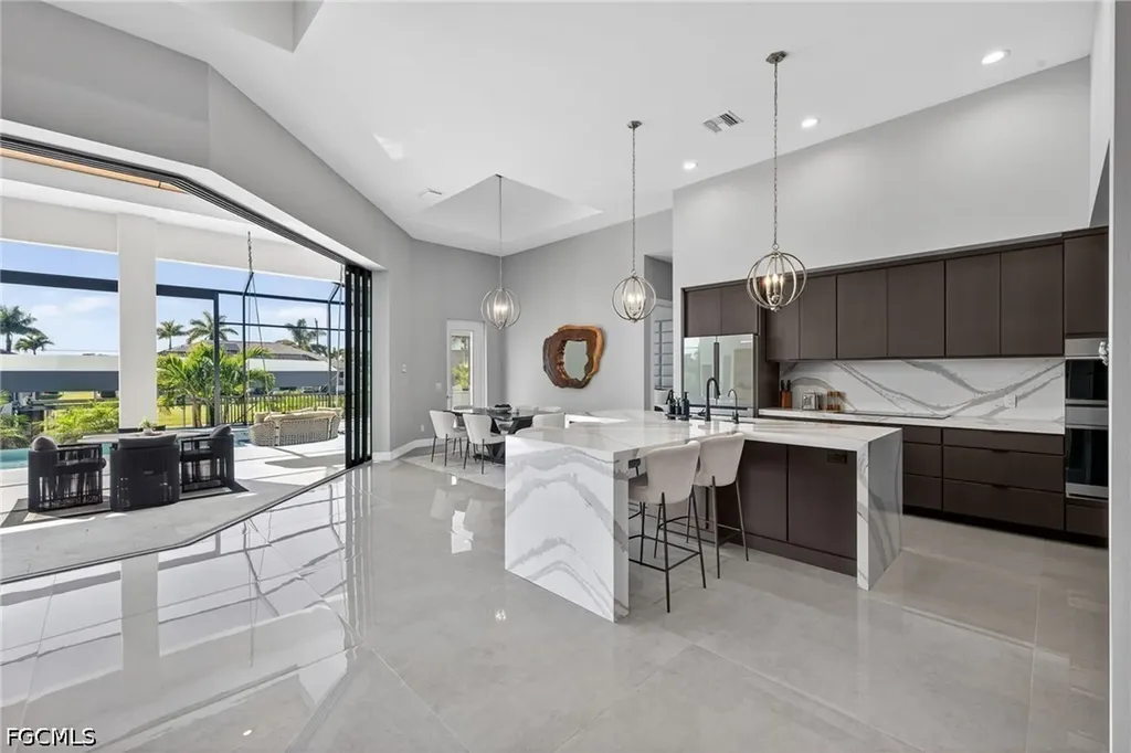 2002 SE 18th Avenue Cape Coral FL 33990