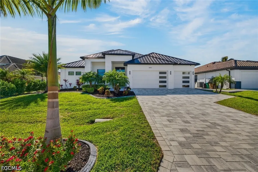 2002 SE 18th Avenue Cape Coral FL 33990
