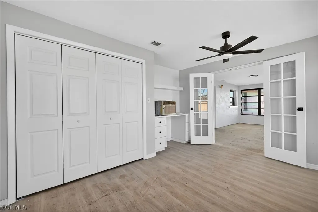 876 Linnaen Terrace NW Port Charlotte FL 33948