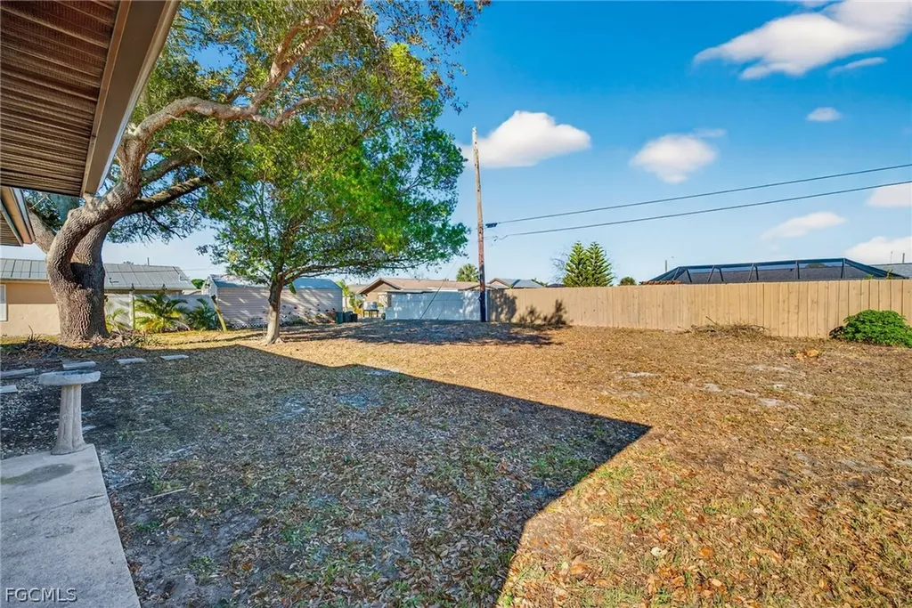 876 Linnaen Terrace NW Port Charlotte FL 33948