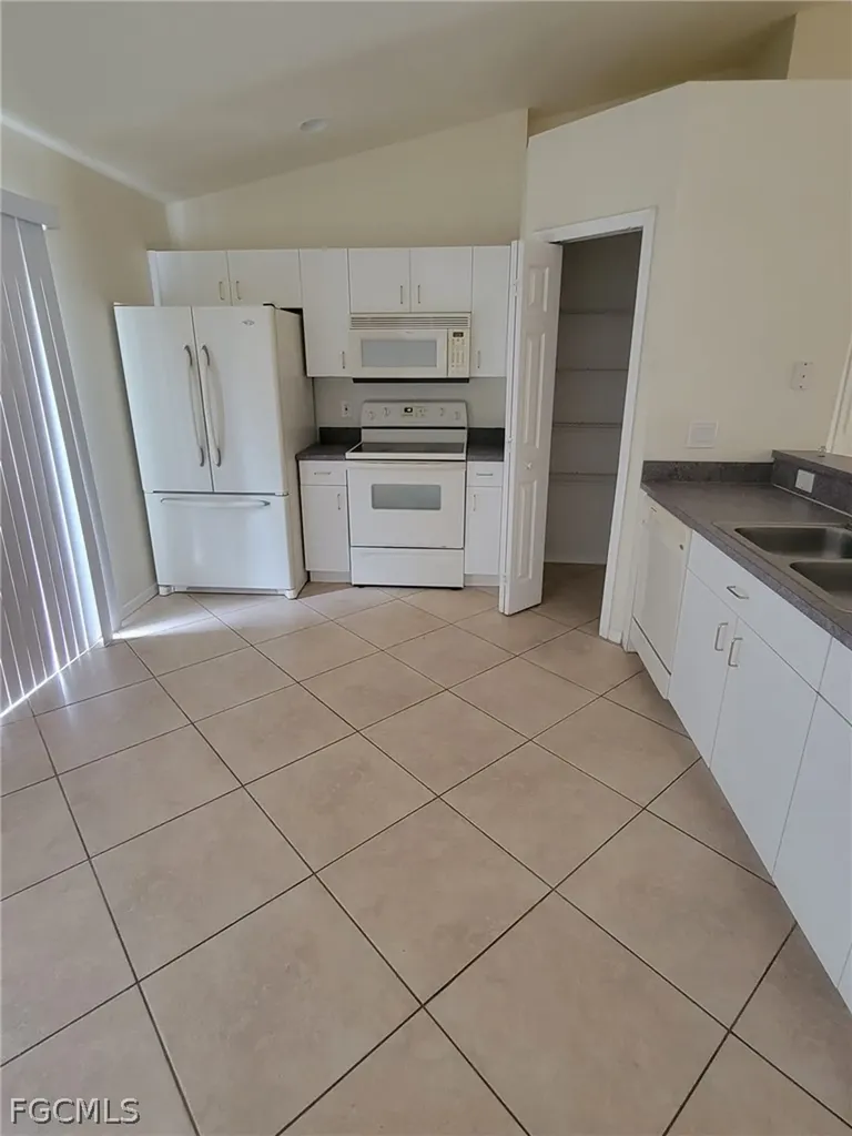 3733 Kittyhawk Drive Fort Myers FL 33905