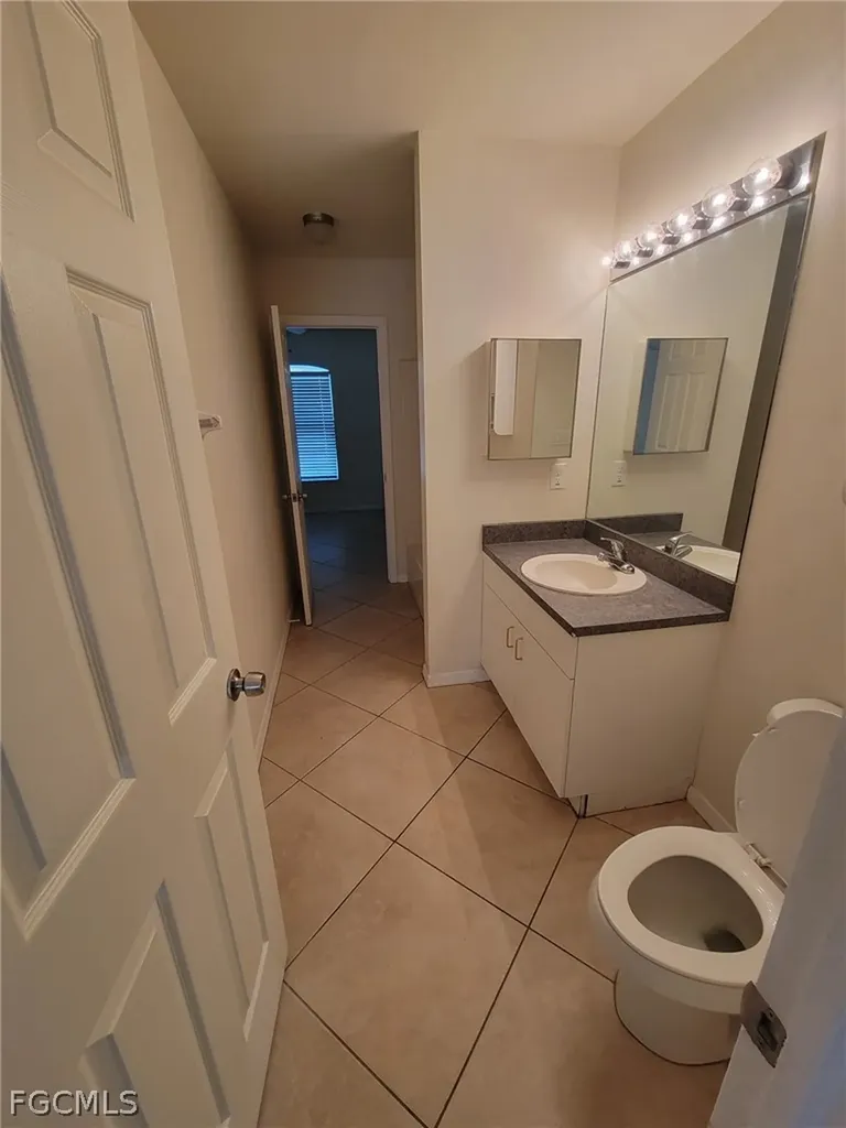 3733 Kittyhawk Drive Fort Myers FL 33905