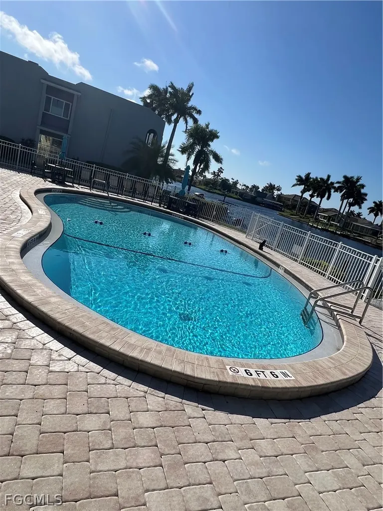 1908 SE 43rd Street Cape Coral FL 33904