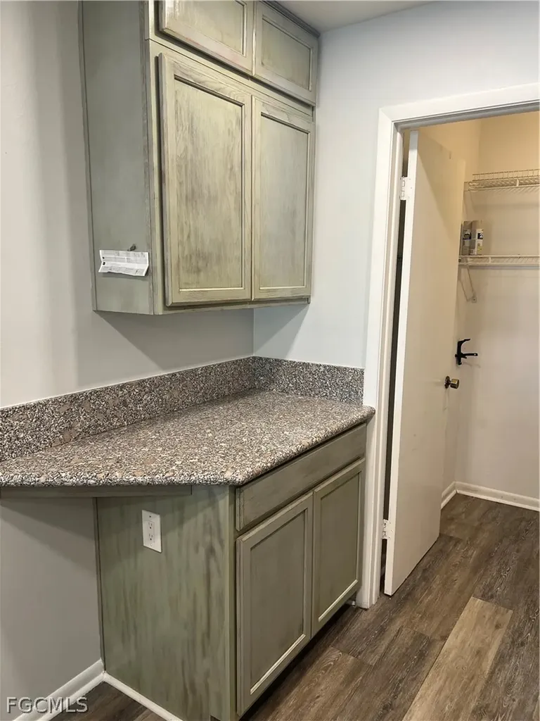 1908 SE 43rd Street Cape Coral FL 33904