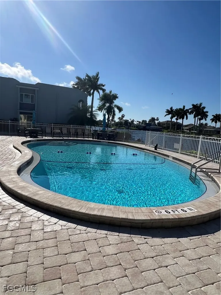 1908 SE 43rd Street Cape Coral FL 33904