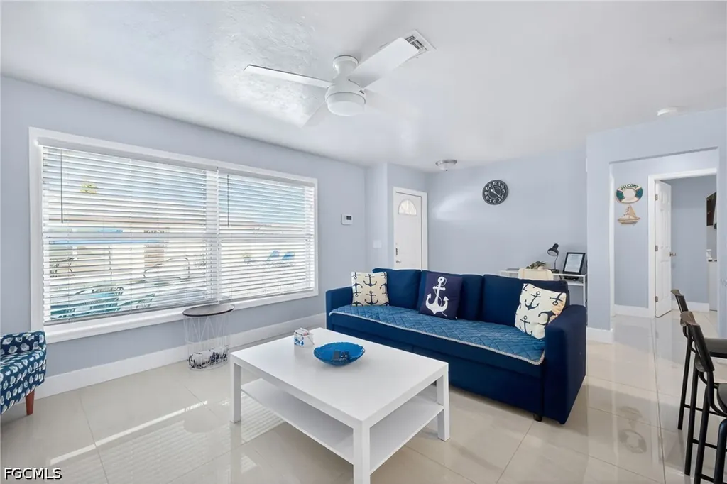 624 SE 46 Street Cape Coral FL 33904