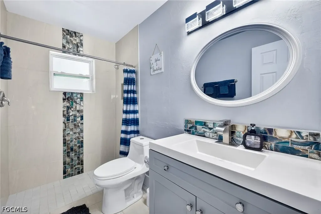 624 SE 46 Street Cape Coral FL 33904