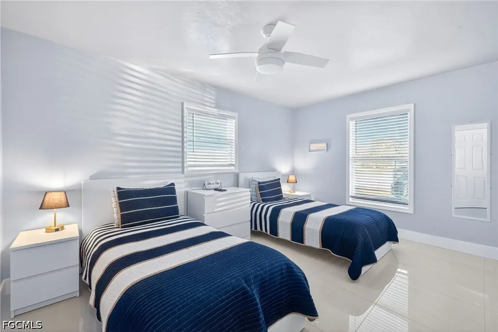 624 SE 46 Street Cape Coral FL 33904