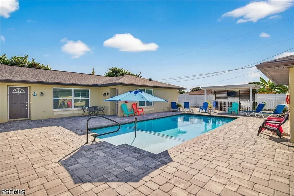 624 SE 46 Street Cape Coral FL 33904