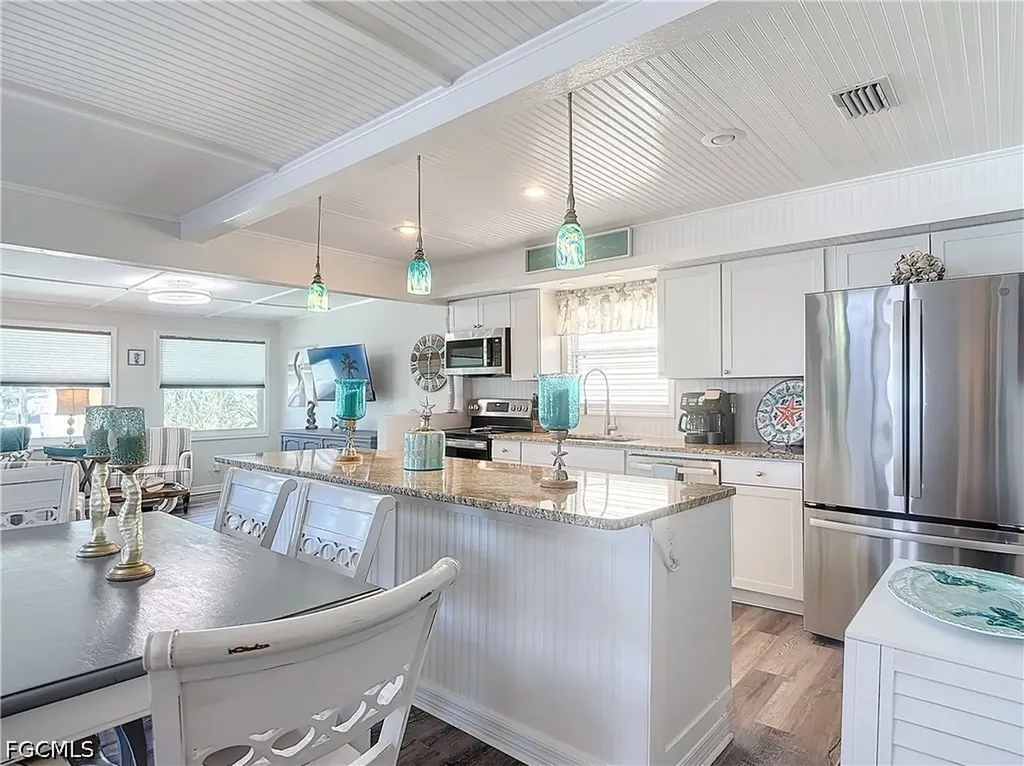 170 Pearl Street Fort Myers Beach FL 33931