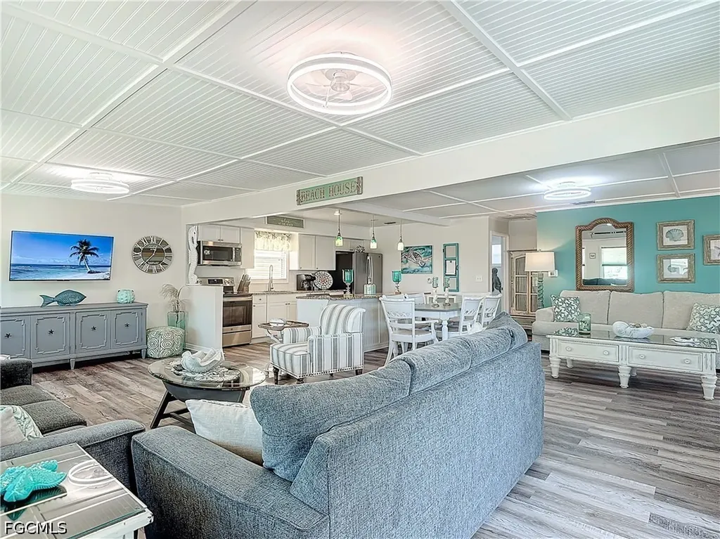 170 Pearl Street Fort Myers Beach FL 33931