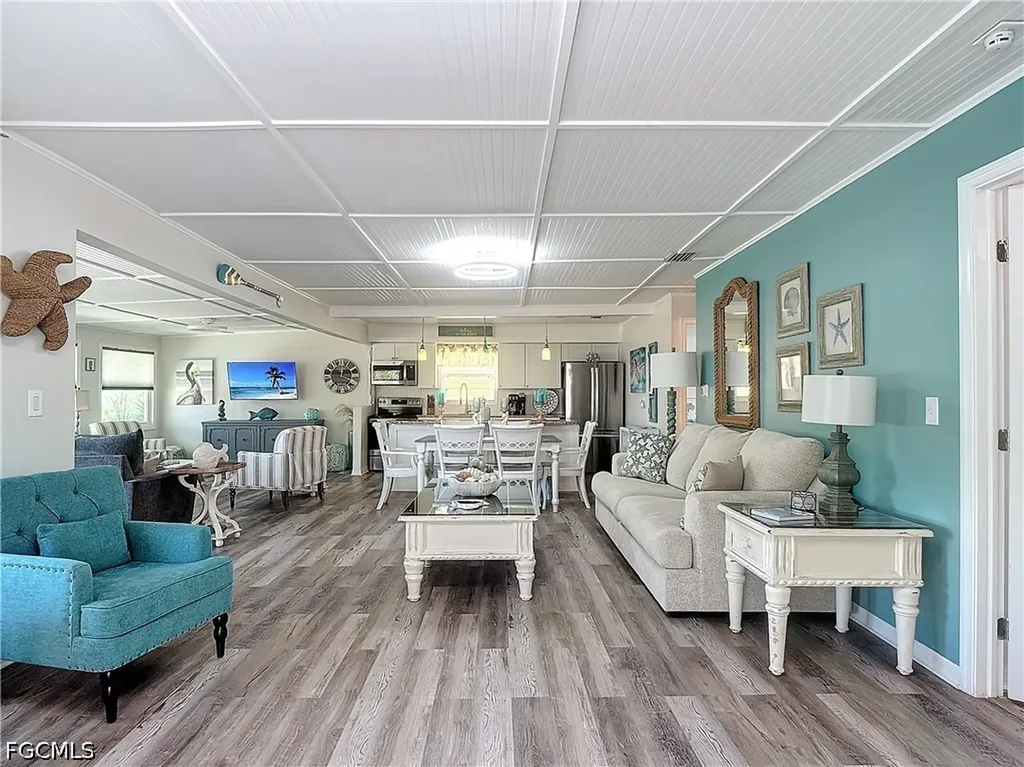 170 Pearl Street Fort Myers Beach FL 33931