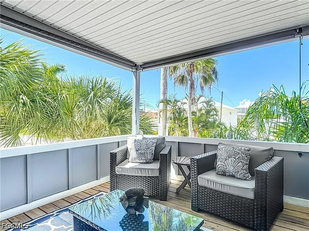 170 Pearl Street Fort Myers Beach FL 33931