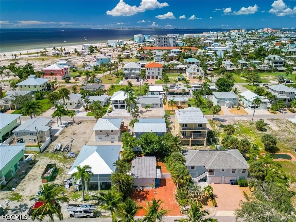 170 Pearl Street Fort Myers Beach FL 33931