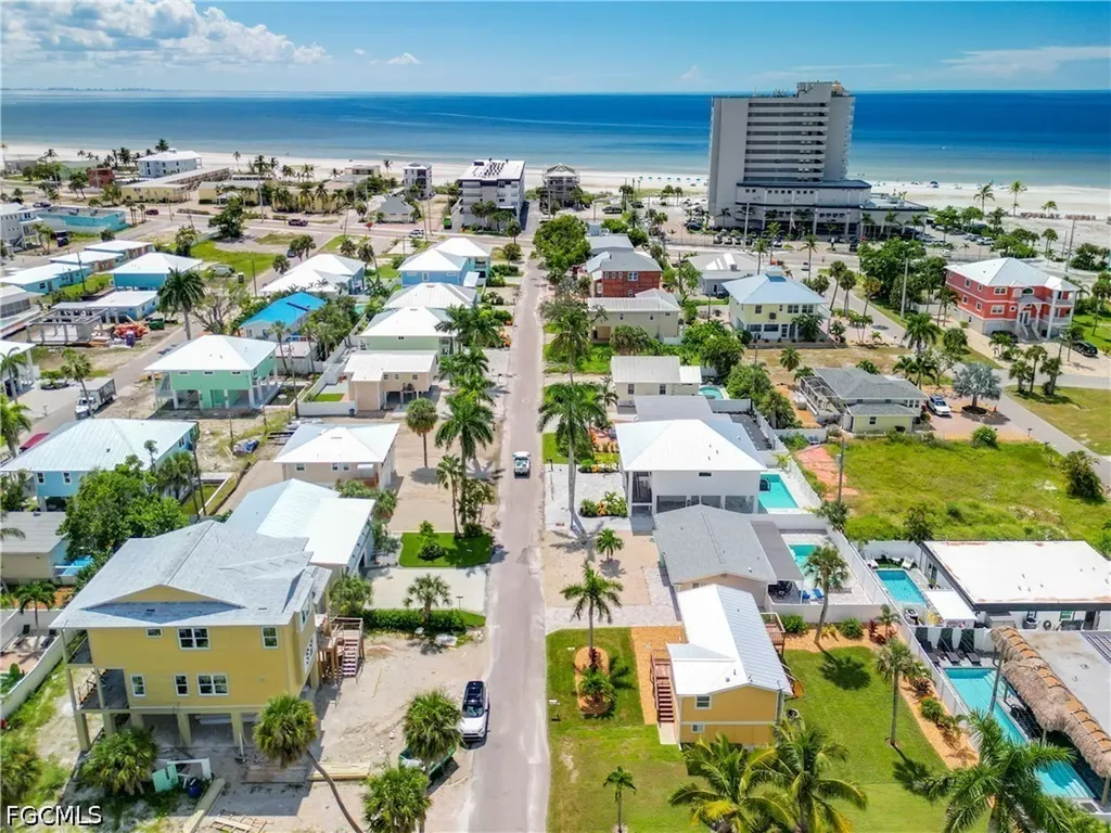 170 Pearl Street Fort Myers Beach FL 33931