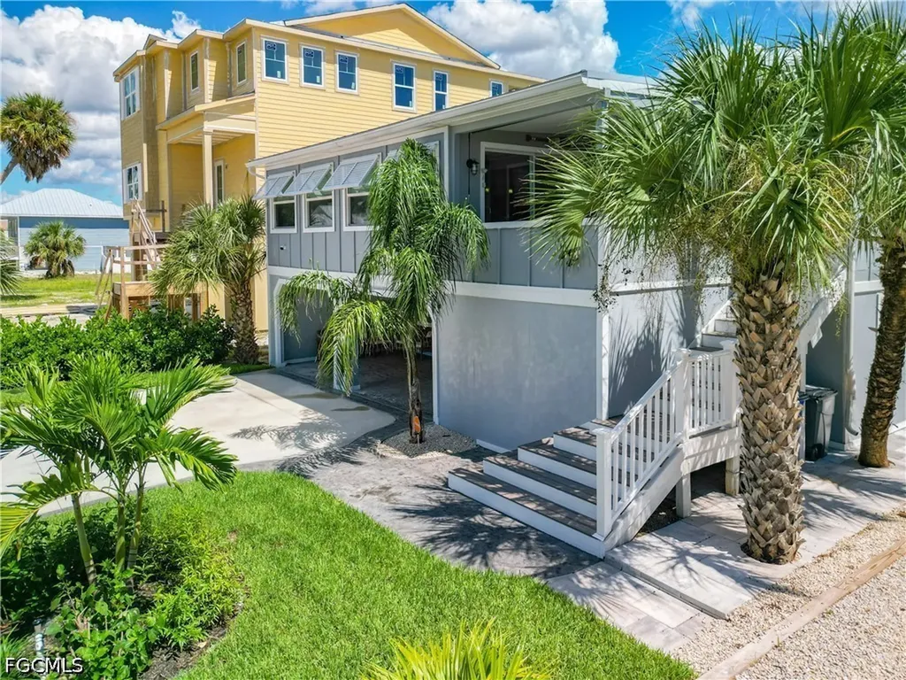 170 Pearl Street Fort Myers Beach FL 33931