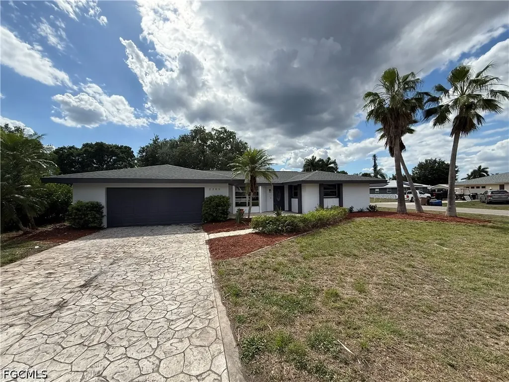 2201 Parkview Drive Fort Myers FL 33905
