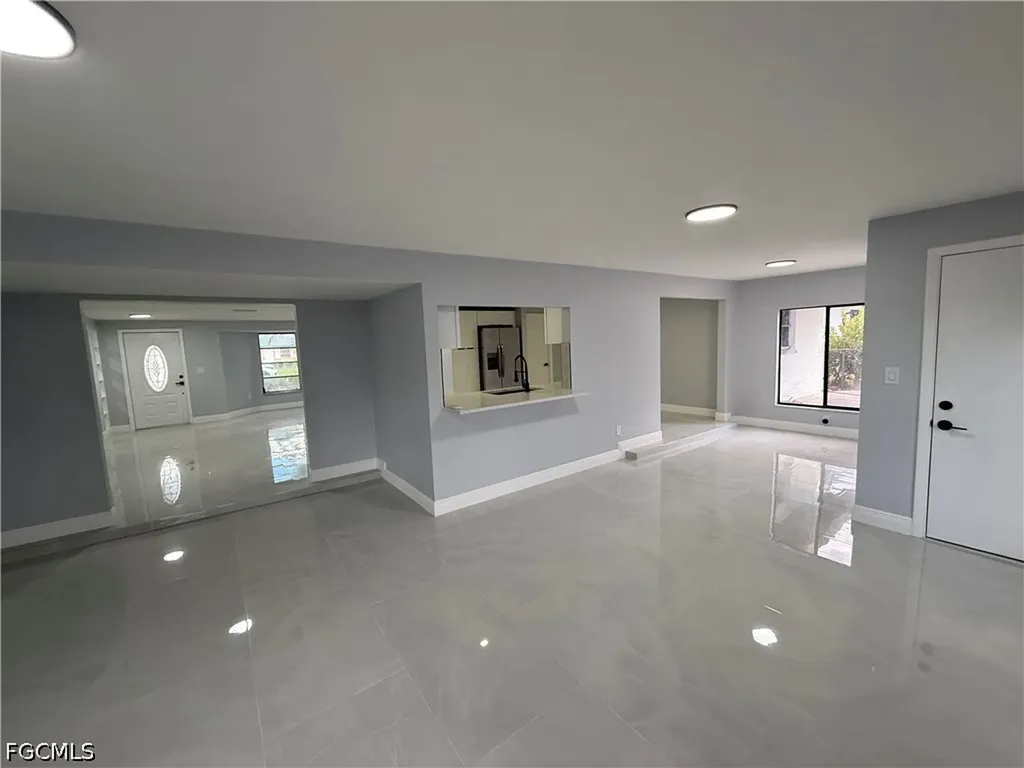 2201 Parkview Drive Fort Myers FL 33905