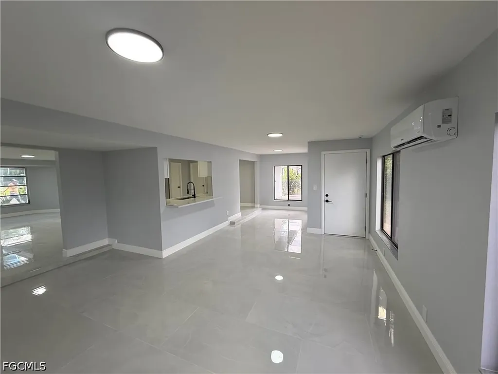 2201 Parkview Drive Fort Myers FL 33905