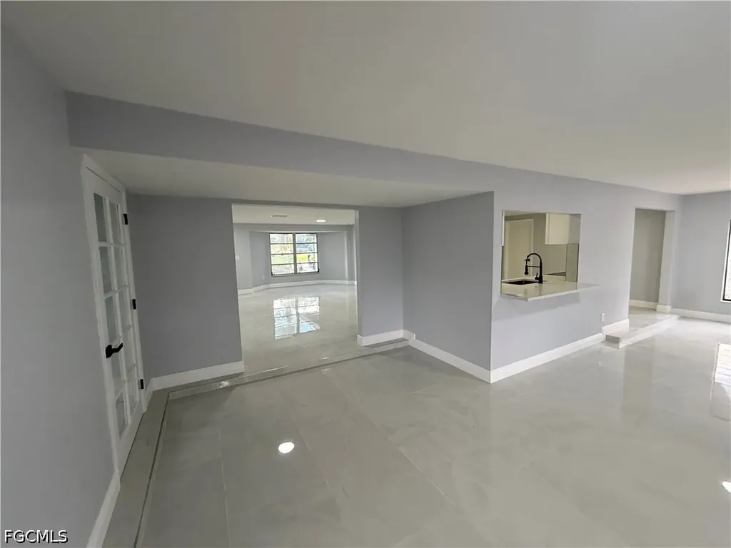 2201 Parkview Drive Fort Myers FL 33905