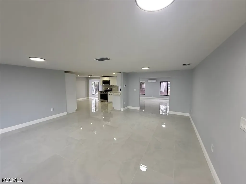2201 Parkview Drive Fort Myers FL 33905