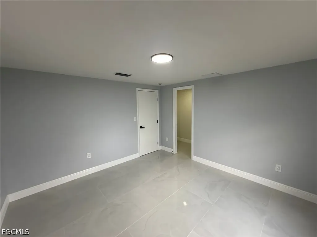 2201 Parkview Drive Fort Myers FL 33905