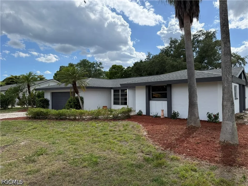 2201 Parkview Drive Fort Myers FL 33905