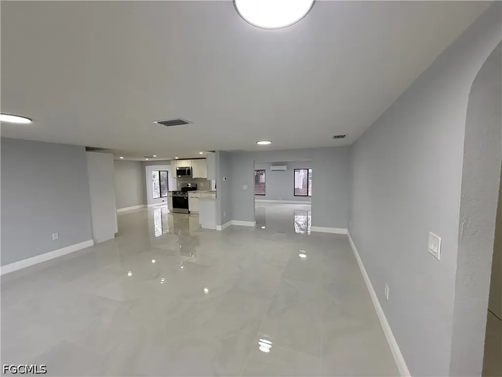 2201 Parkview Drive Fort Myers FL 33905
