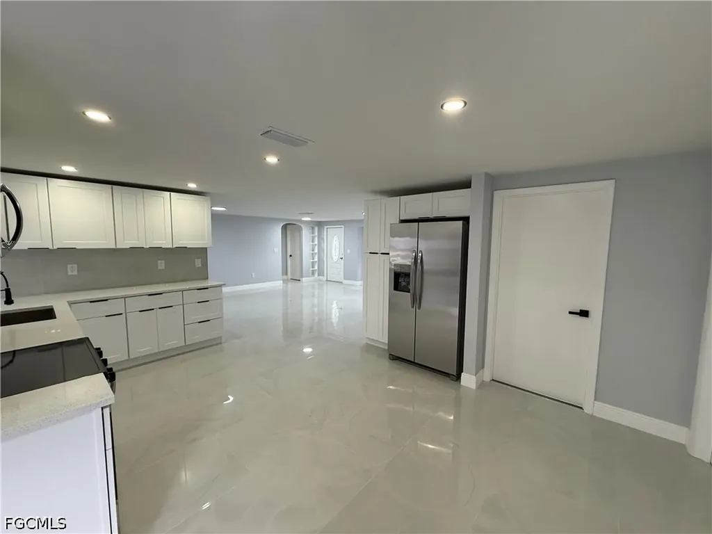 2201 Parkview Drive Fort Myers FL 33905