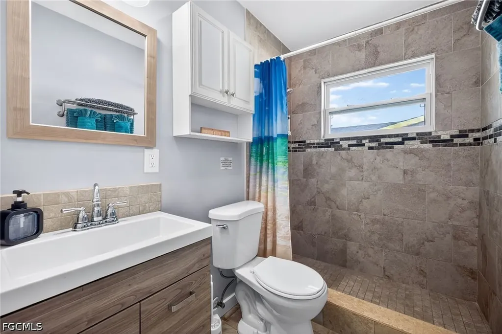 4831 Tudor Drive Cape Coral FL 33904
