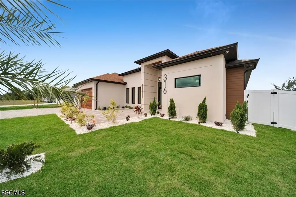 316 SW 13th Court Cape Coral FL 33991