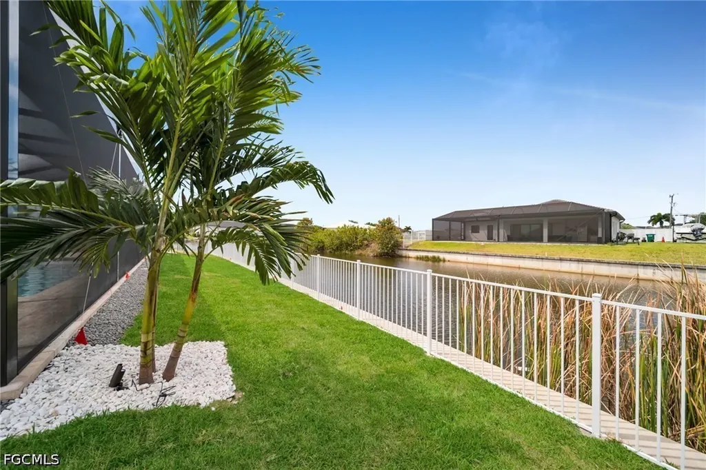 316 SW 13th Court Cape Coral FL 33991