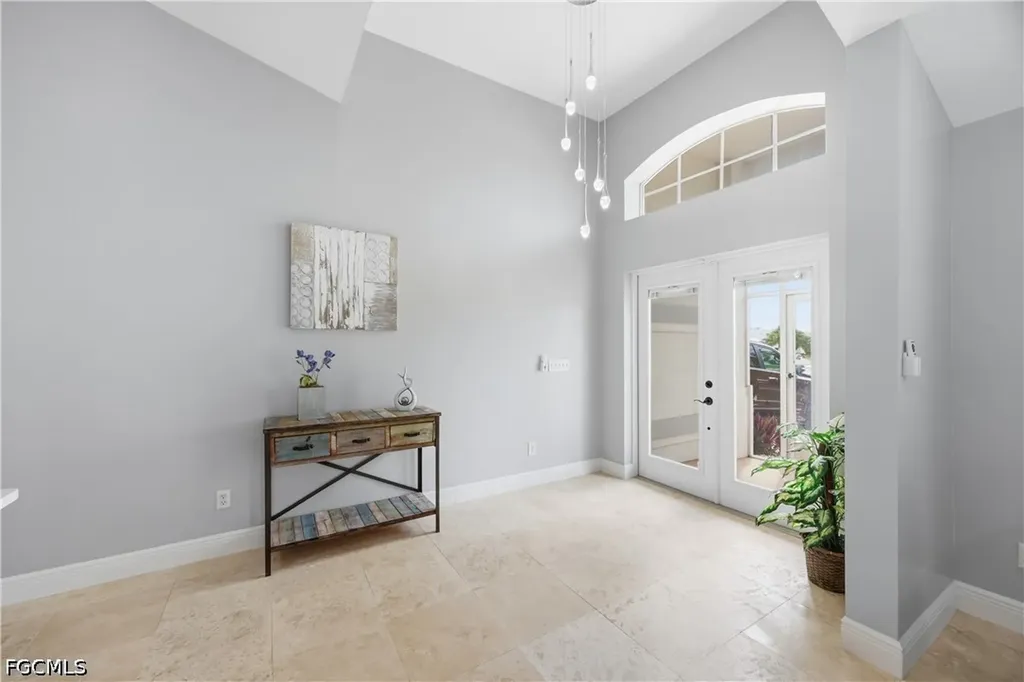 1303 NW 3rd Place Cape Coral FL 33993