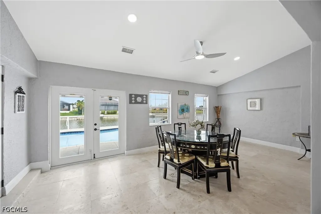 1303 NW 3rd Place Cape Coral FL 33993