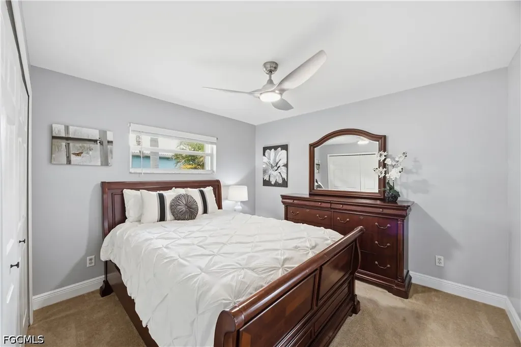 1303 NW 3rd Place Cape Coral FL 33993