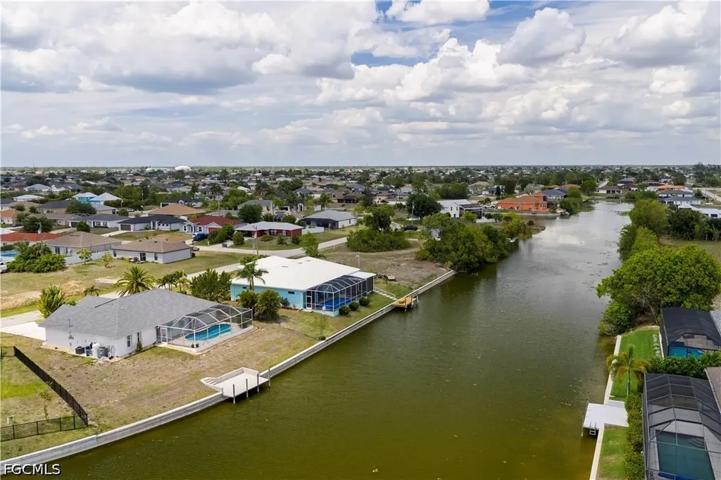 1303 NW 3rd Place Cape Coral FL 33993
