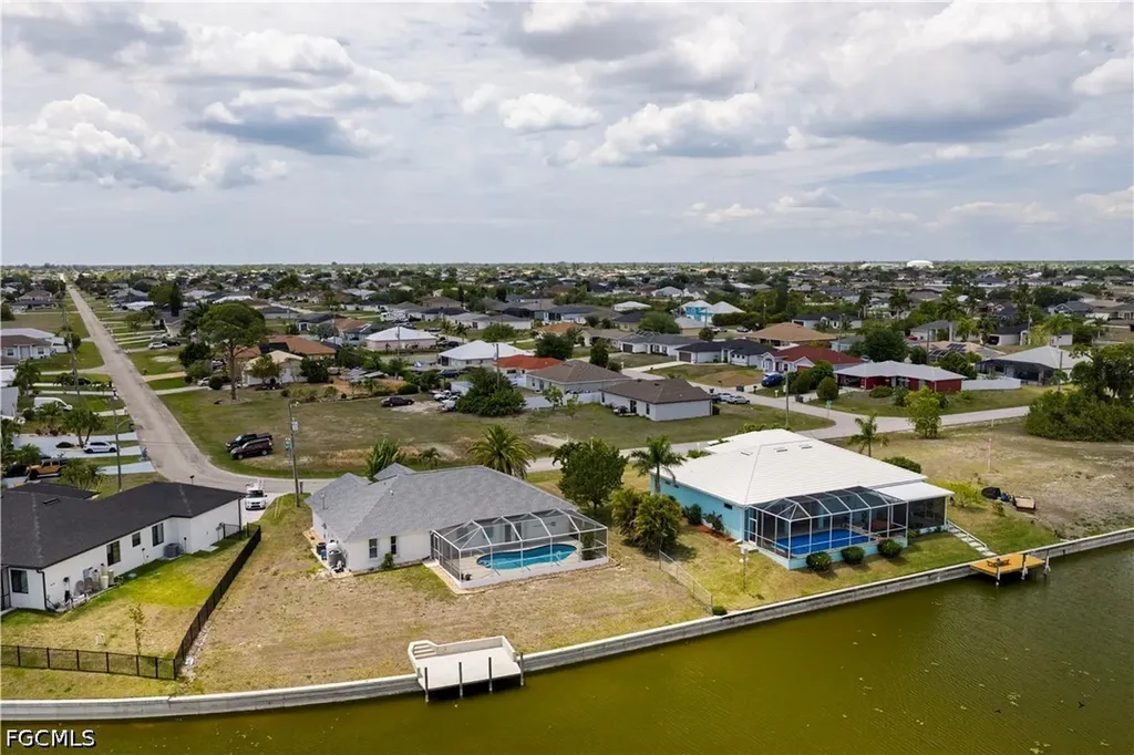 1303 NW 3rd Place Cape Coral FL 33993