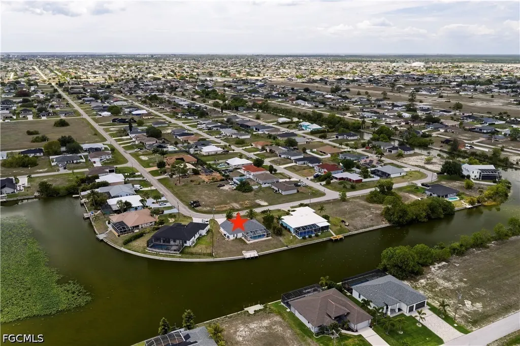 1303 NW 3rd Place Cape Coral FL 33993