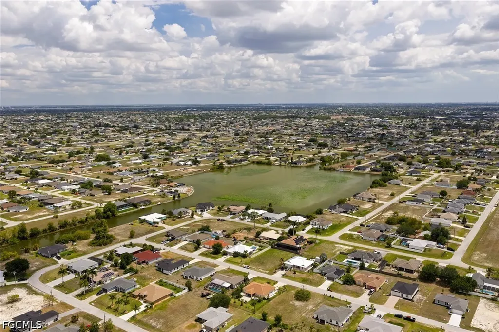 1303 NW 3rd Place Cape Coral FL 33993