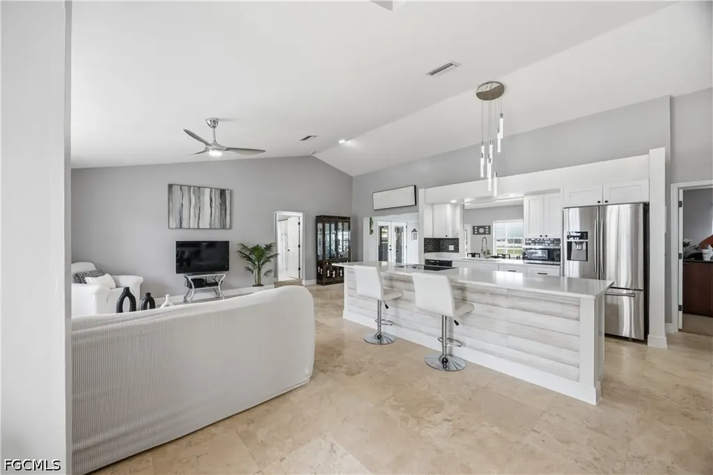 1303 NW 3rd Place Cape Coral FL 33993