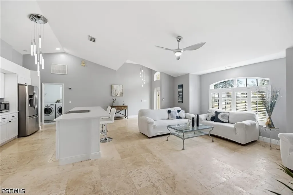 1303 NW 3rd Place Cape Coral FL 33993