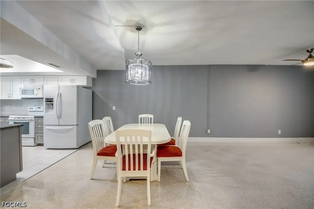 4202 SE 4th Place Cape Coral FL 33904