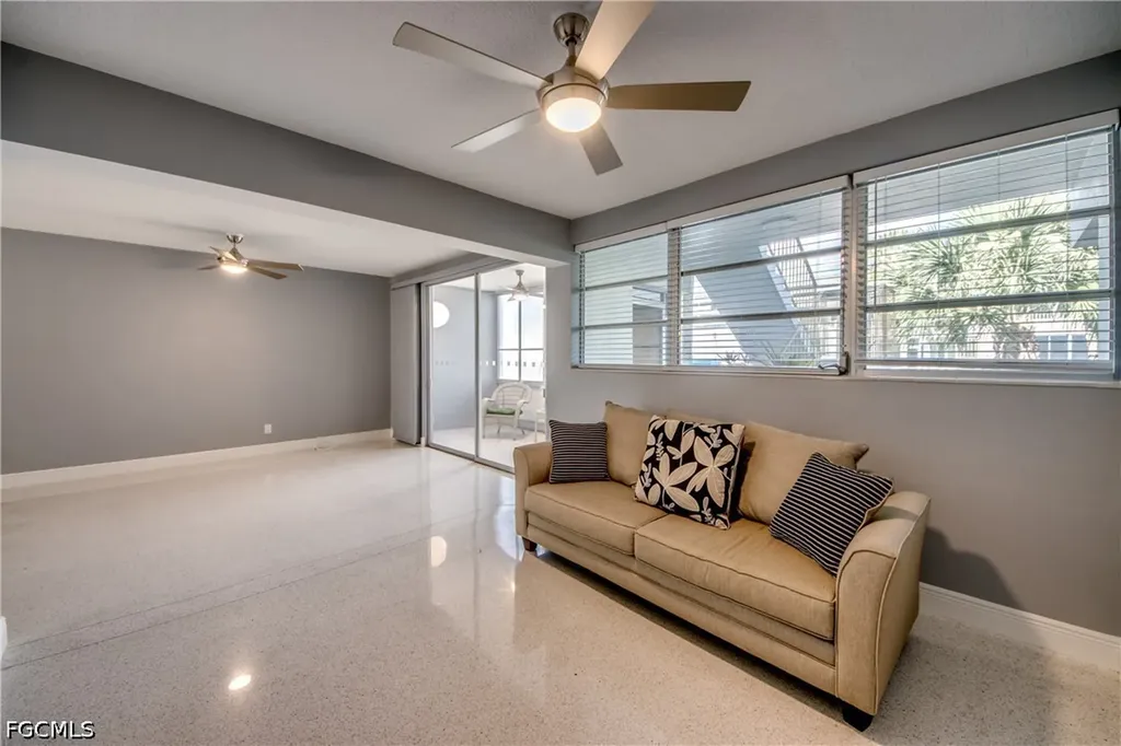 4202 SE 4th Place Cape Coral FL 33904