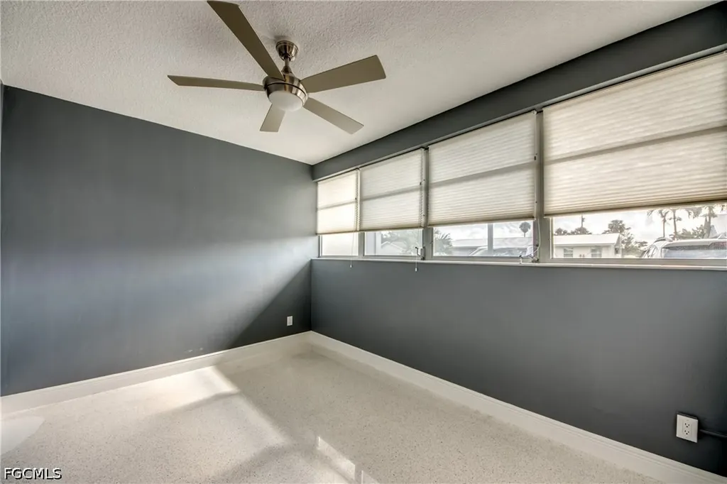4202 SE 4th Place Cape Coral FL 33904
