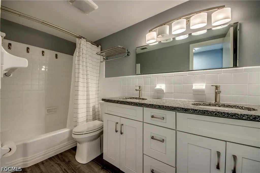 4202 SE 4th Place Cape Coral FL 33904
