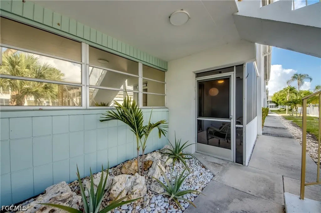 4202 SE 4th Place Cape Coral FL 33904