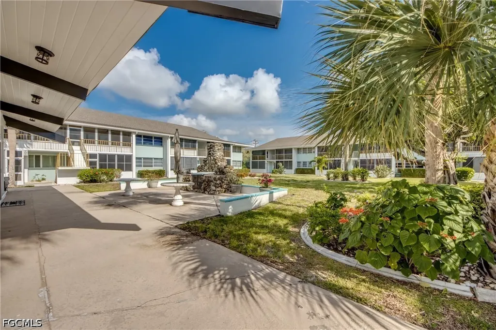 4202 SE 4th Place Cape Coral FL 33904