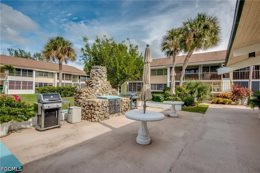 4202 SE 4th Place Cape Coral FL 33904