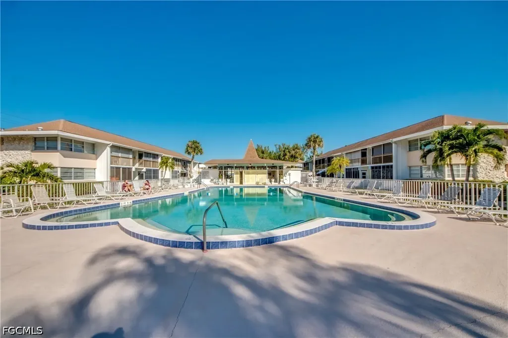 4202 SE 4th Place Cape Coral FL 33904