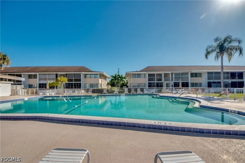 4202 SE 4th Place Cape Coral FL 33904